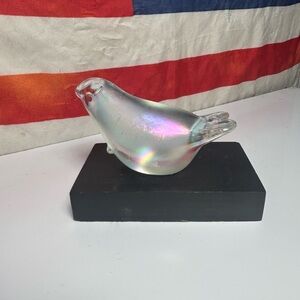 Iridescent Art Glass Seal Figurine Paperweight Rainbow Opalescent Vintage